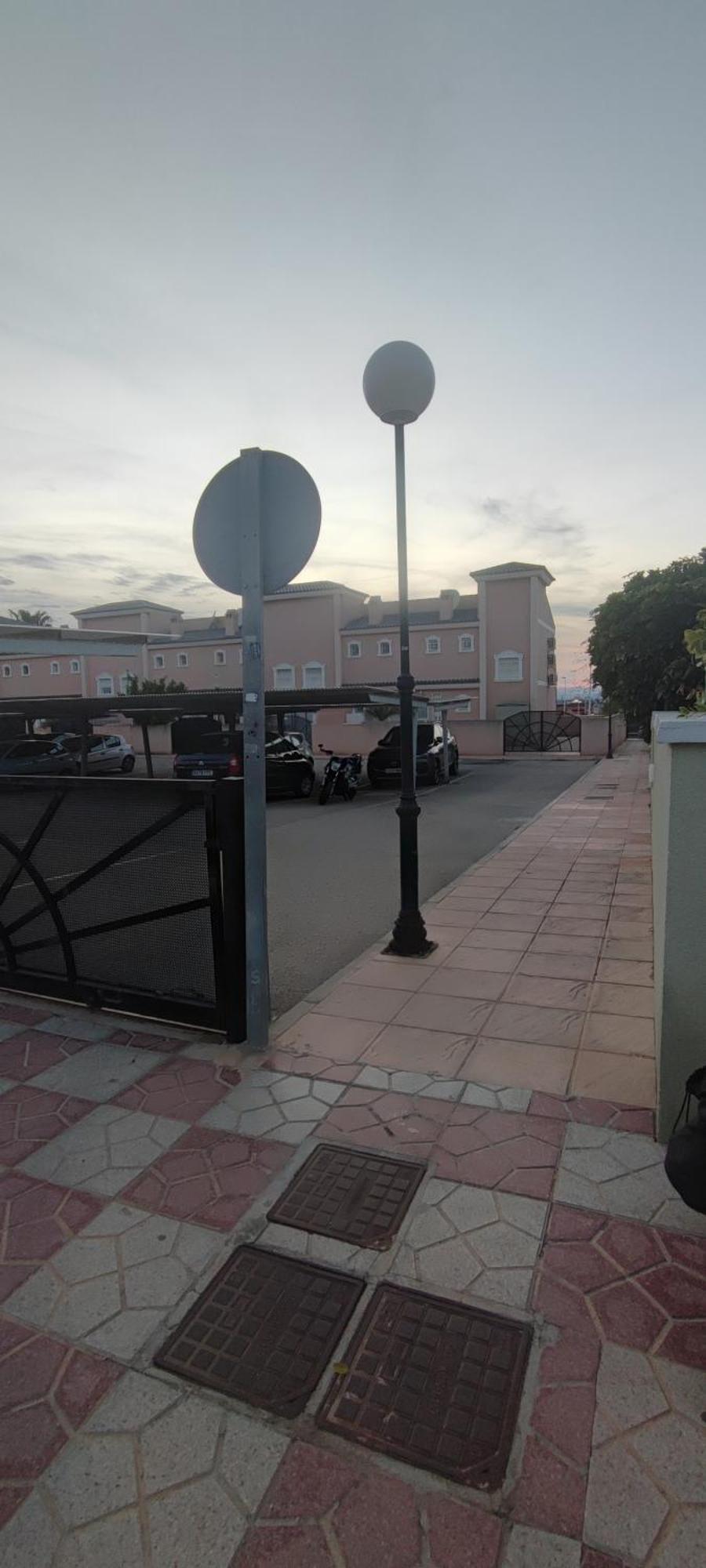 Bungalow Adaptado, Terraza Muy Grande Y Soleada. 格兰阿利坎特 外观 照片