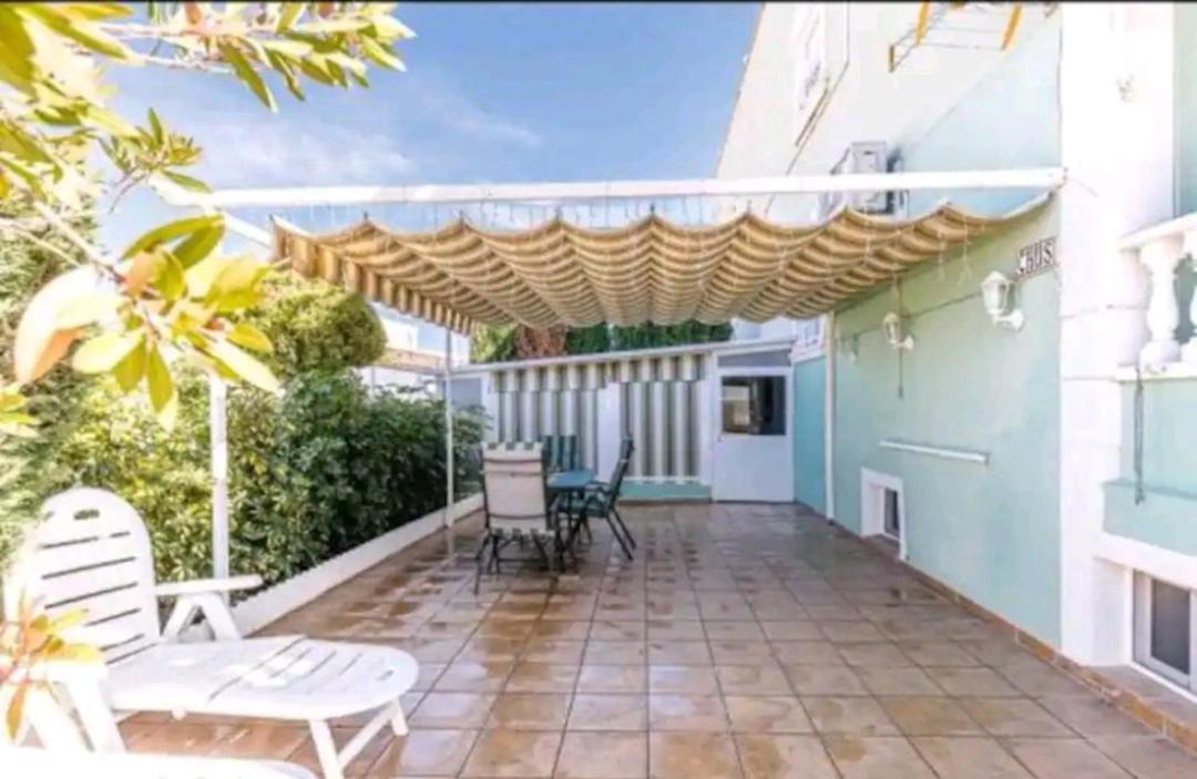 Bungalow Adaptado, Terraza Muy Grande Y Soleada. 格兰阿利坎特 外观 照片